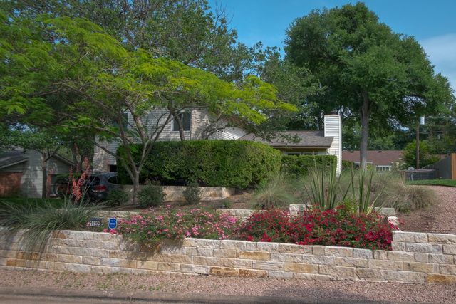 $459,900 | 11205 Bluff Canyon Drive | Austin