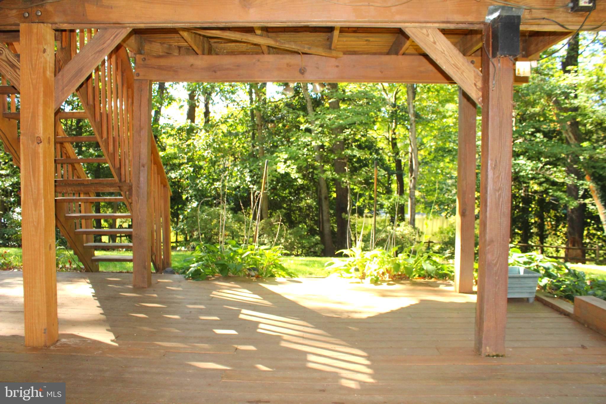 a view of entrance door of the house