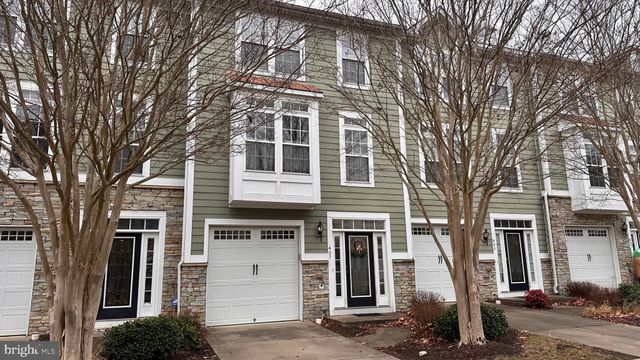 $354,900 | 407 Monroe Point Drive | Colonial Beach