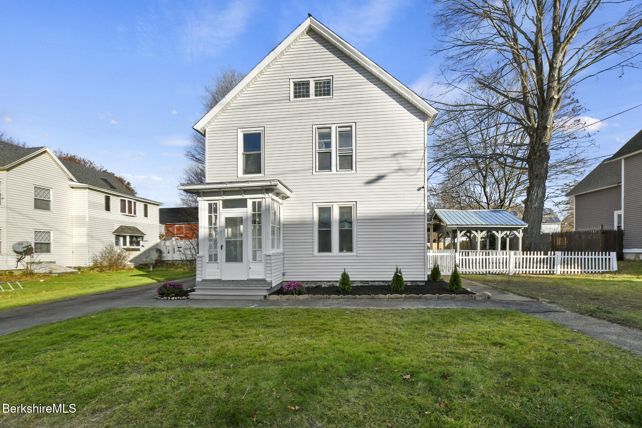 58 Flansburg Ave, Dalton, MA 01226 - Don