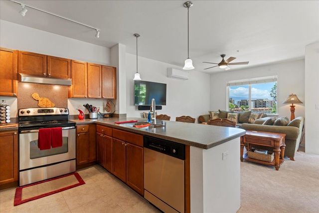 $979,000 | 45 East Kuu Aku Lane, Unit 308 | Lahaina