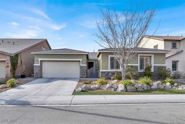 $3,300 | 8225 Pink Desert Street | North Las Vegas