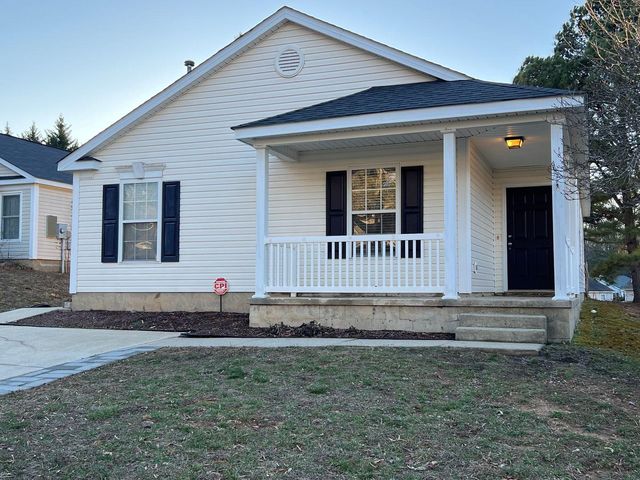 $1,875 | 102 Summer Days Court | Homestead Park