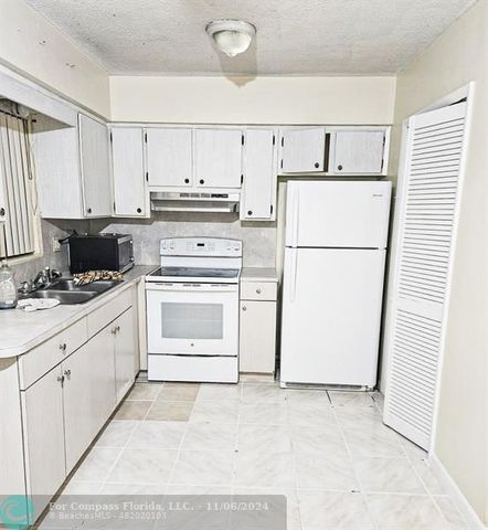 $1,975 | 5420 Northwest 17th Street | Lauderhill