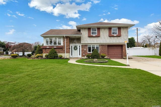 $649,990 | 154 Sherry Street | East Islip