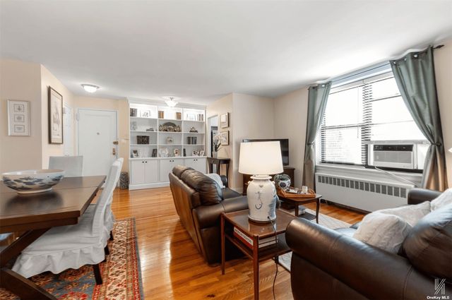 $429,000 | 22-40 80th Street, Unit 3B | Astoria