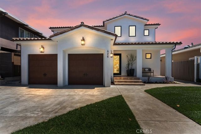 $2,549,000 | 426 Los Altos Avenue | Alamitos Heights