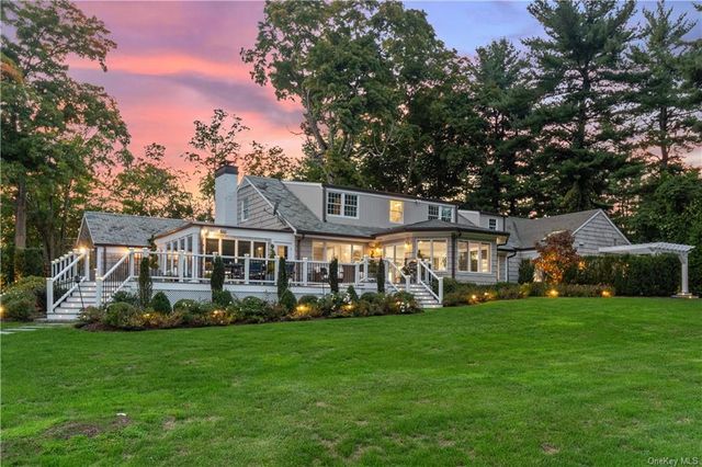 $2,850,000 | 711 West Street | Sterling Ridge