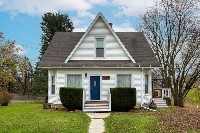 $100,000 | 304 Courtland Street | Warren