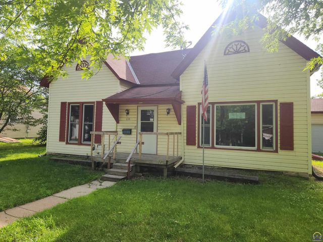 $67,500 | 228 South 13th Street | Sabetha