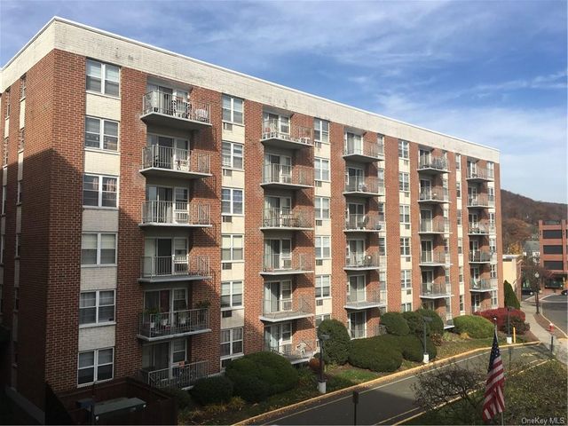 $2,600 | 35 Park Avenue, Unit 3P | Suffern