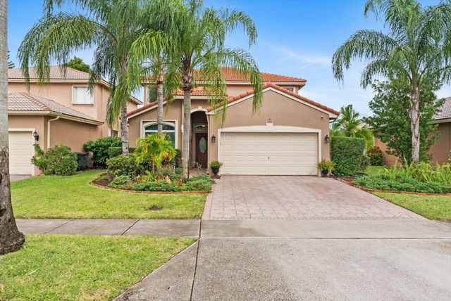 $750,000 | 3769 Pebblebrook Court | Banyan Trails