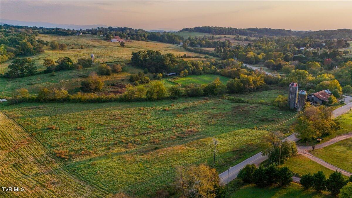 08-DJI_20241013184158_0805_D-HDR