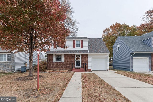 $349,900 | 203 Kendall Boulevard | Oaklyn