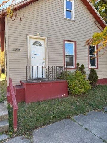 $69,900 | 1317 Kewaunee Street | The 19th Ward