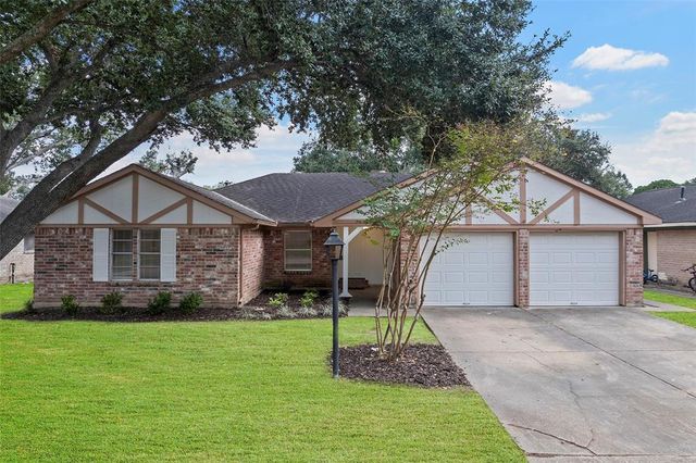 $290,000 | 22403 Smokey Hill Drive | Cimarron