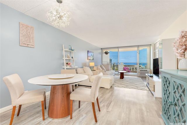 $799,000 | 469 Ena Road, Unit 2708 | Waikiki