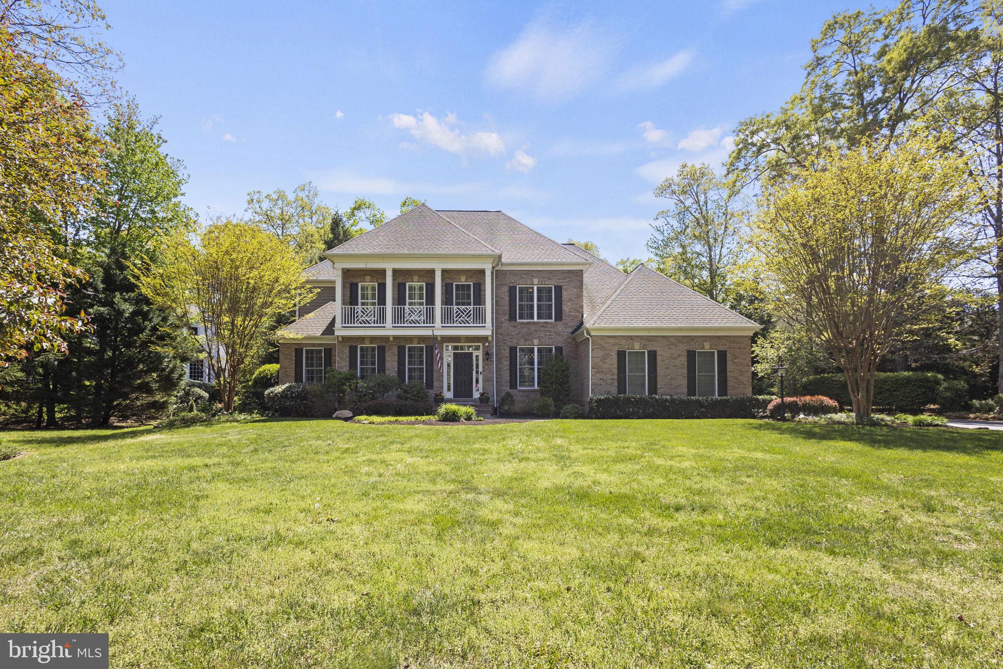 a view of a house with a big yard