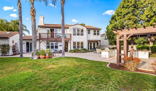 $3,305,000 | 3567 Corte Rosado | La Costa Oaks