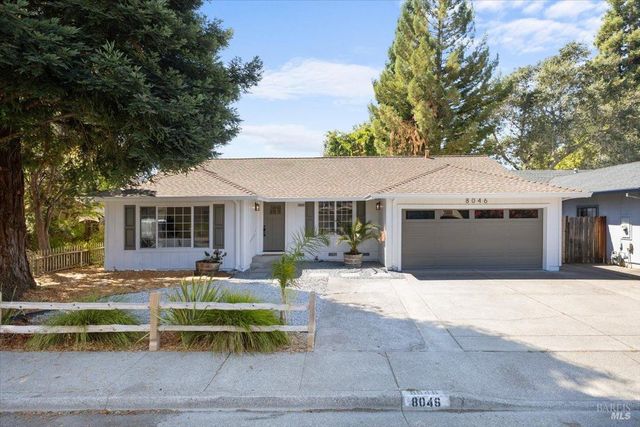 $1,069,000 | 8046 Washington Avenue | Sebastopol