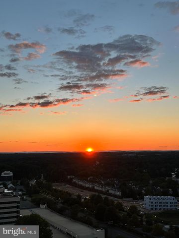 $350,000 | 930 Rose Avenue, Unit 1803 | North Bethesda