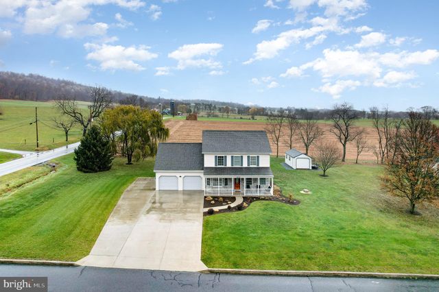 $439,999 | 602 Ceejay Drive | Fairview Township - York County