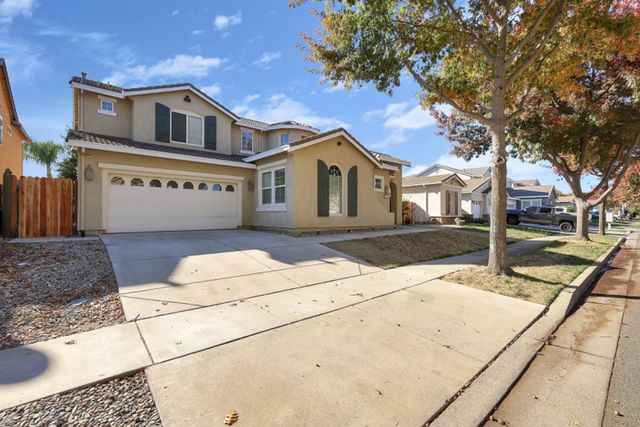 $689,900 | 856 Oxford Court | Yuba City