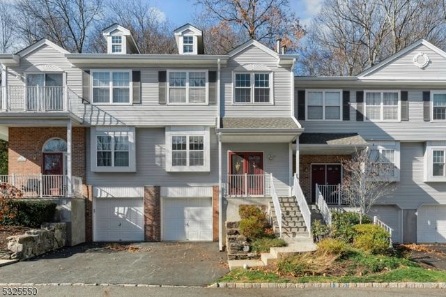 $430,000 | 90 Brookside Lane | Mount Arlington