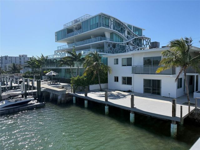 $2,750 | 8435 Crespi Boulevard, Unit 3 | Biscayne Point