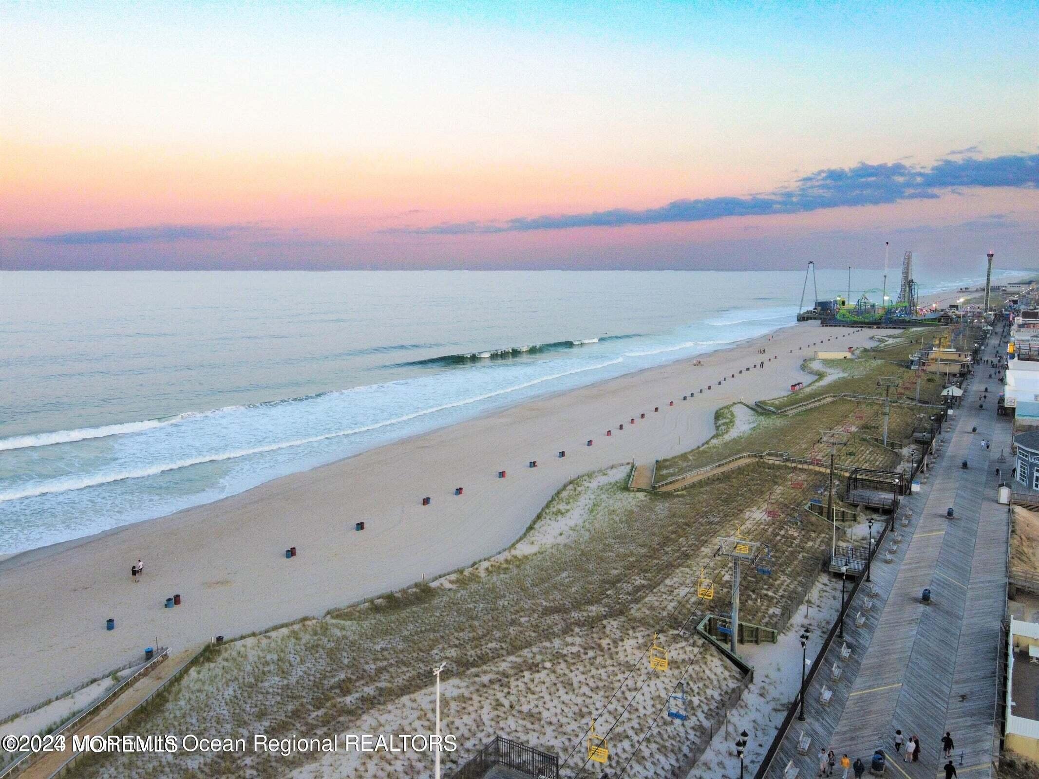 photo beach shoreline