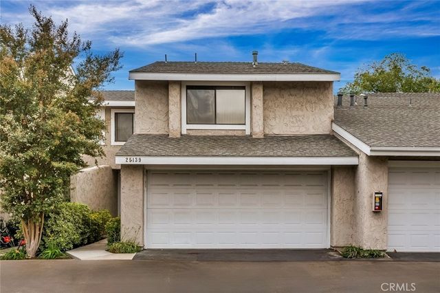 $674,000 | 25139 Amberley Way | Newhall