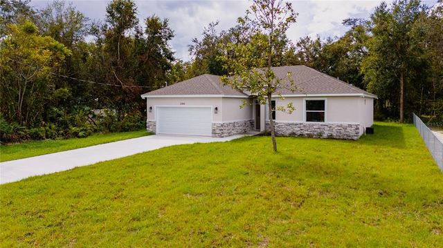 $389,999 | 2202 Spruce Street | Deland Highlands