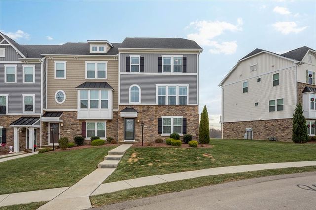 $369,900 | 4060 Overview Drive | Southpointe