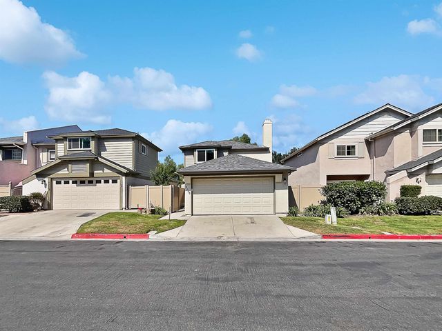 $845,000 | 4228 Esperanza Way | Peacock