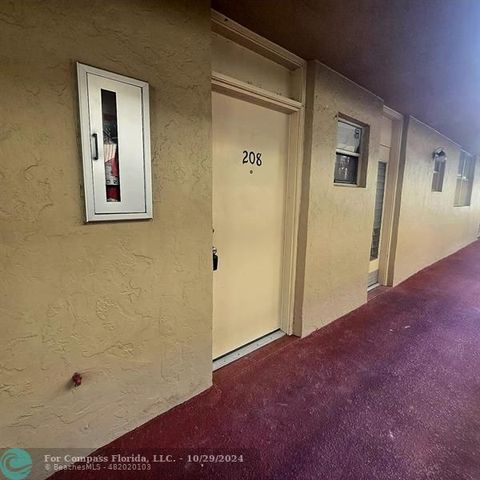 $1,795 | 410 Northwest 68th Avenue, Unit 208 | Plantation Drive