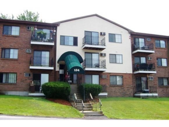 $1,700 | 128 Mammoth Road, Unit 23 | Carrington Farms