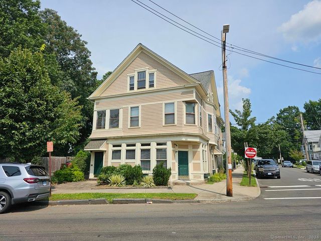 $2,200 | 169 Winchester Avenue, Unit 3 | Dixwell