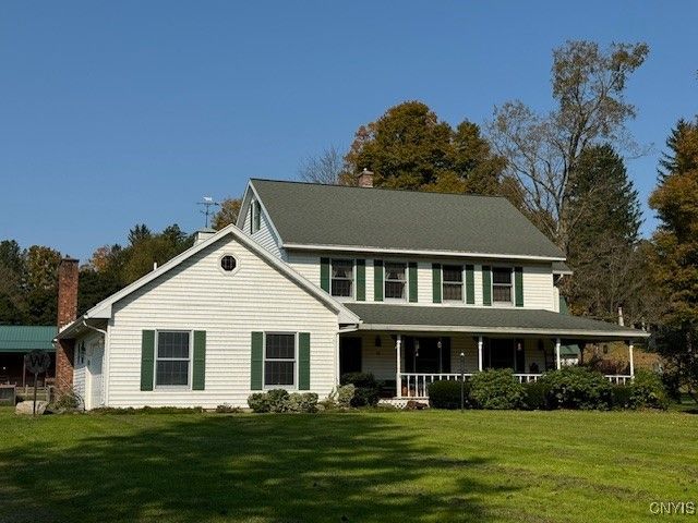 $625,000 | 10 Cemetery Lane | Groton