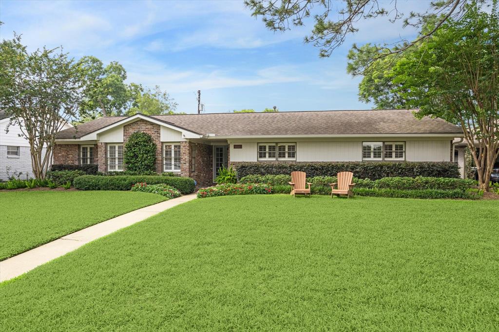 Welcome home to 4514 Nenana Drive!!! Feast your eyes on this gorgeous landscaped home, a true contender for the next Homeowner Yard of the Month!