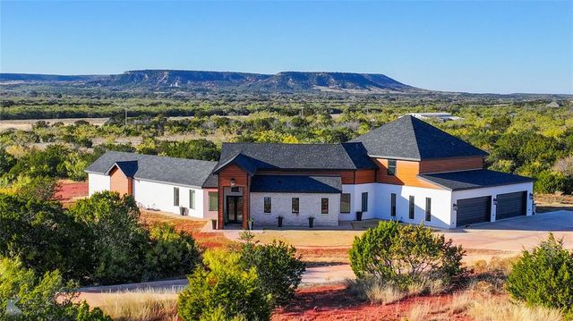 $1,500,000 | 402 Ranch Road | Buffalo Gap