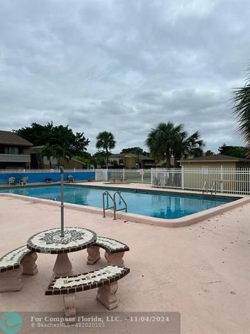 $2,450 | 3051 East Missionwood Lane | Miramar