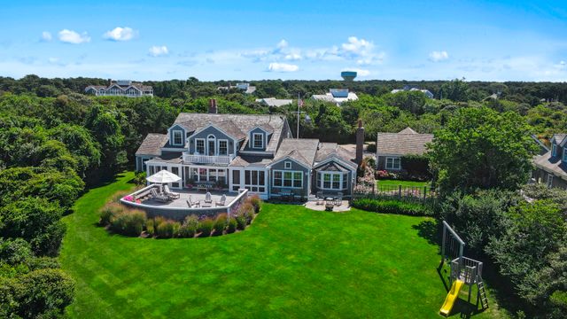 $12,995,000 | 8 Cathcart Road | Monomoy