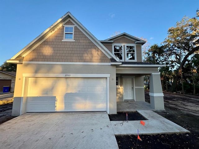 $379,990 | 2933 Mango Tree Drive | Florida Shores