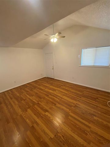 $850 | 600 East Sterling Avenue | Baytown