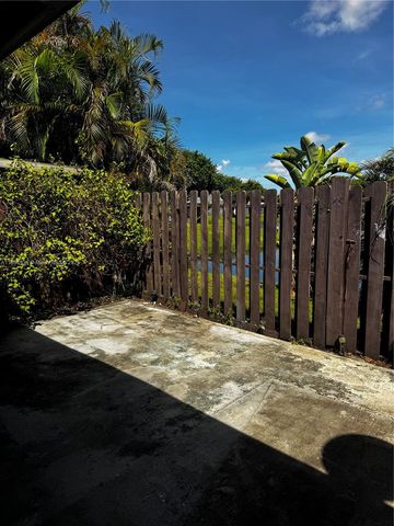 $2,350 | 3643 Southwest 70th Avenue, Unit 18X | Miramar Isles