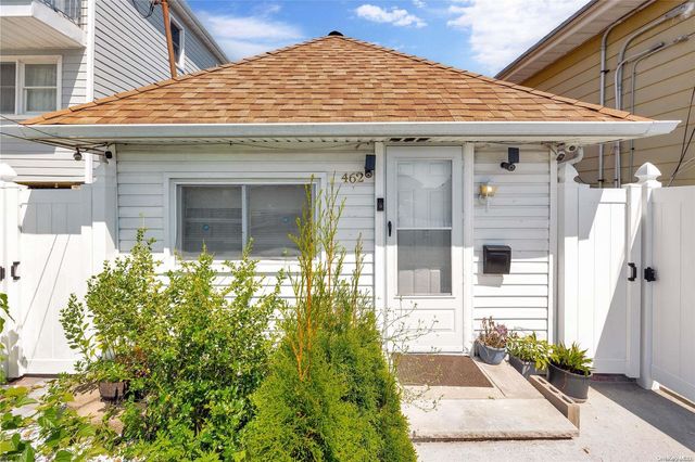 $510,000 | 462 B 45 Street | Edgemere