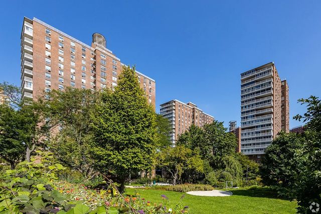 $599,000 | 90 La Salle Street, Unit 5A | Morningside Heights