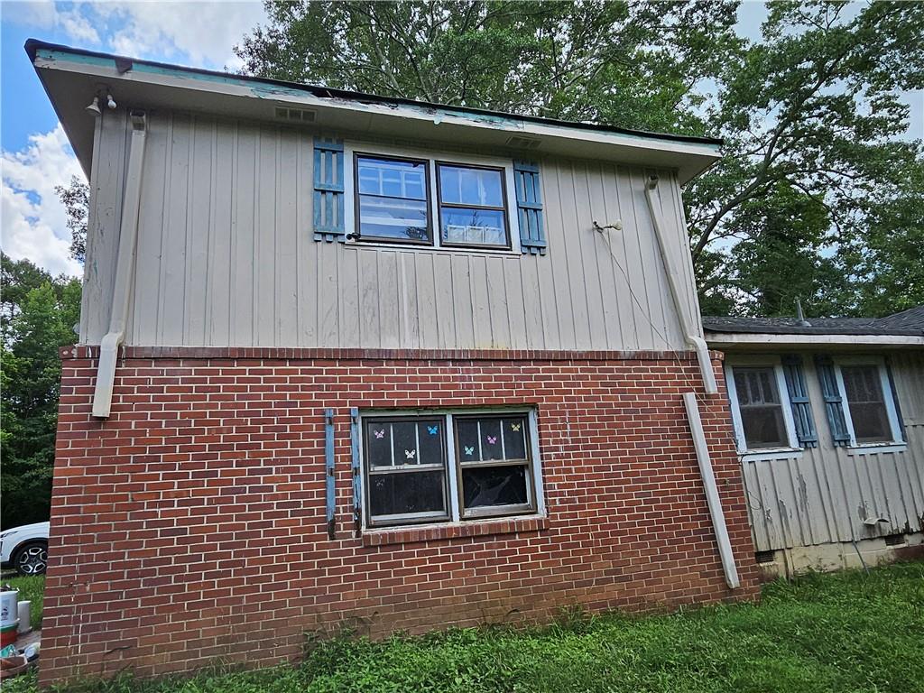 a view of front of house with a window