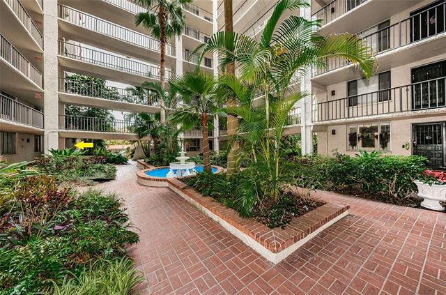 $319,900 | 2699 Seville Boulevard, Unit 105 | Clearwater