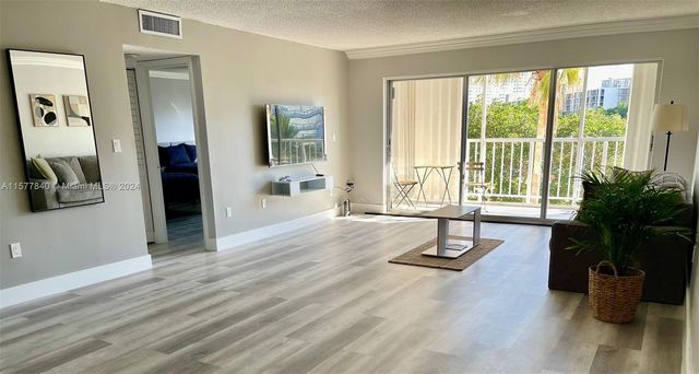 $3,100 | 200 178th Drive, Unit 510 | Marbella Tower